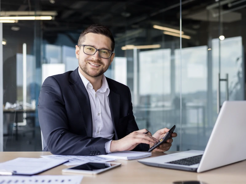 Directeur administratif et financier